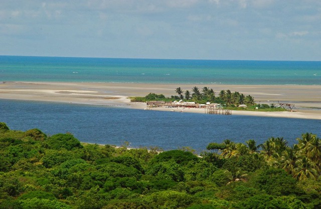 Manga Verde Beach 10: Sky and Beach View in Itamaraca