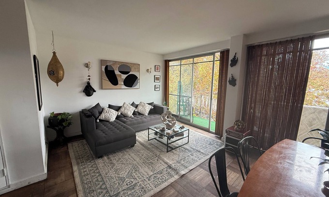 Bellavista Apartment | Apartment in Bellavista Neighborhood
