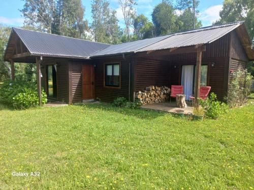 Villarrica House | Cabaña en parcela con Tinaja - Puertas del Bosque