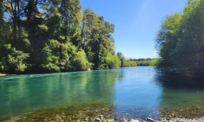Villarrica House | Casa con acceso privado al río