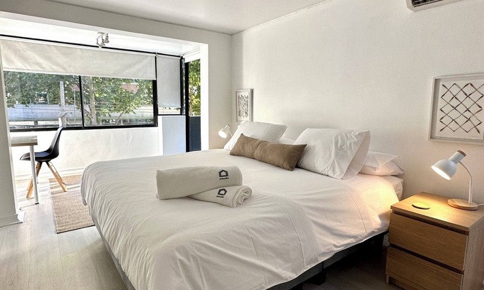 Santiago Apartment | Design & Comfort- Few steps from Costanera Center