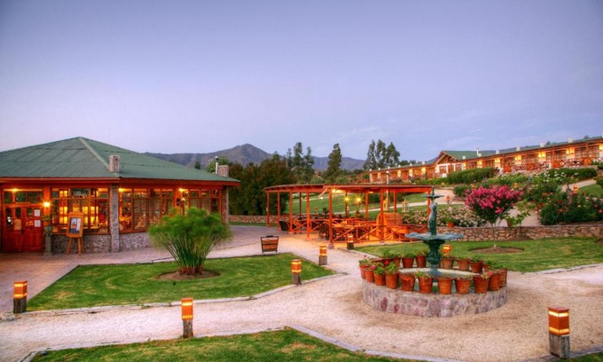 Ovalle Hotel | Hacienda Santa Cristina