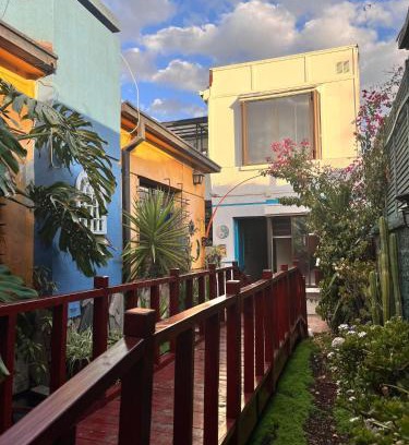 Nunoa House | Hostal La Casa del Puente