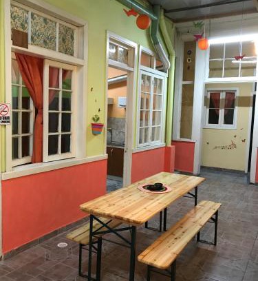 Valparaiso House | Hostal Tricontinental