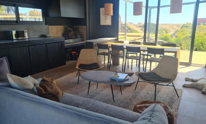 Pichilemu House | Linda casa en Punta Lobos