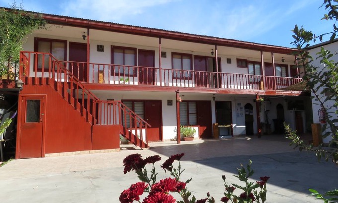 Vicuna House | Motel ∙ 8 guests