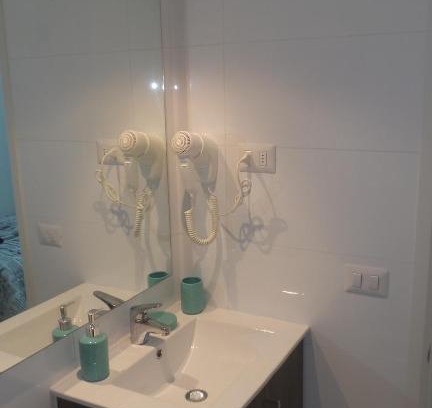 Vina del Mar Apartment | Nuevo departamento a pasos playa, casino, reloj de flores
