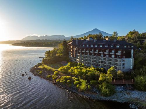 Las Chilcas Hotel | Park Lake Luxury Hotel
