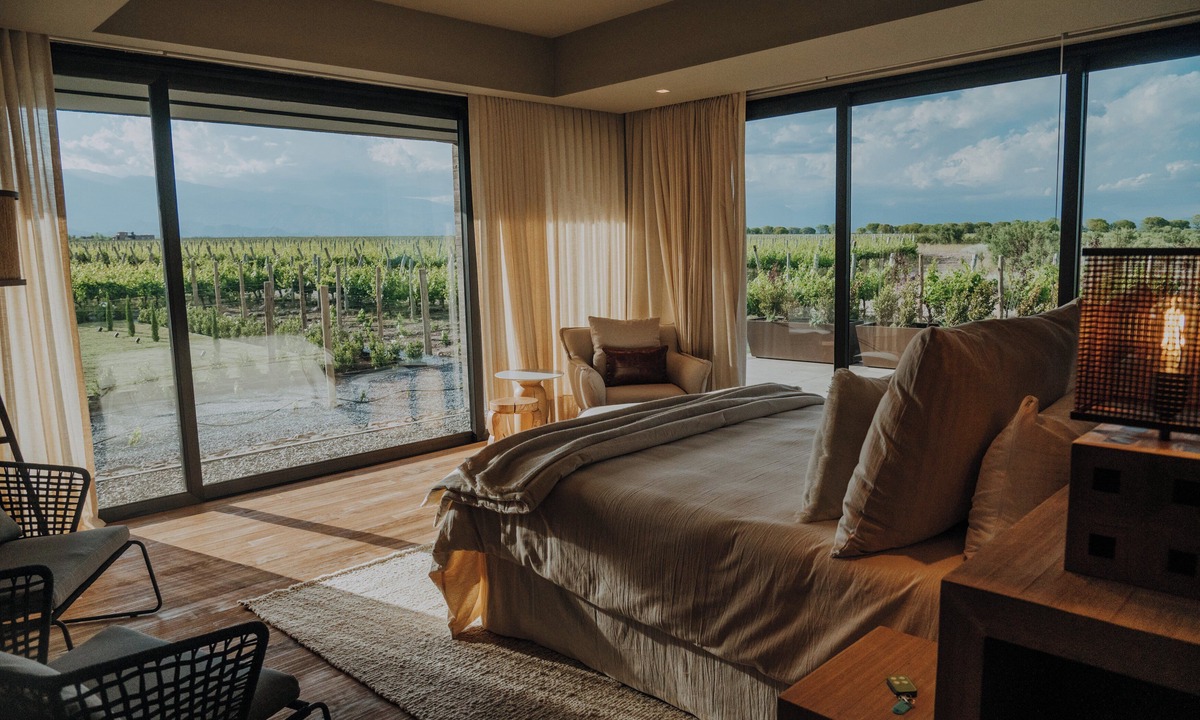 Vista Flores Hotel | The Vines Resort & Spa