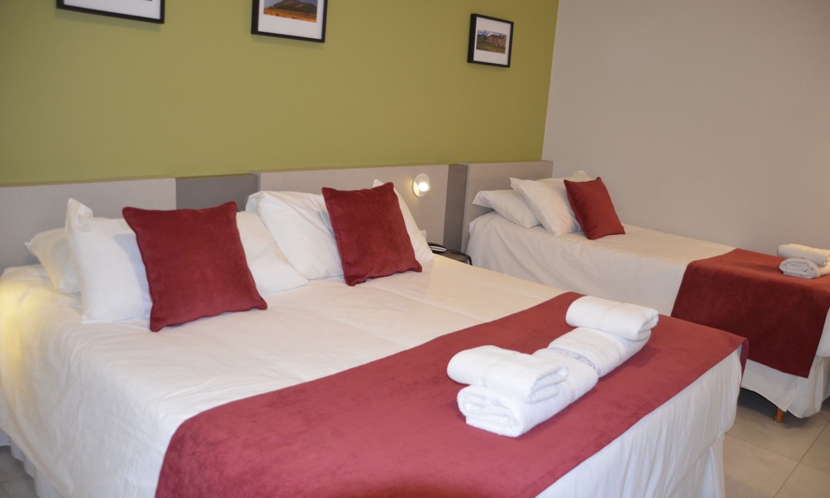 General Roca Hotel | Estepa Hotel