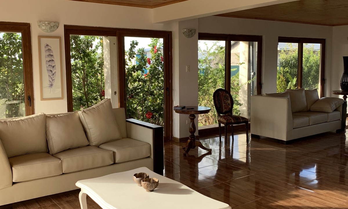 Hanga Roa Hotel | Hotel Teanehi