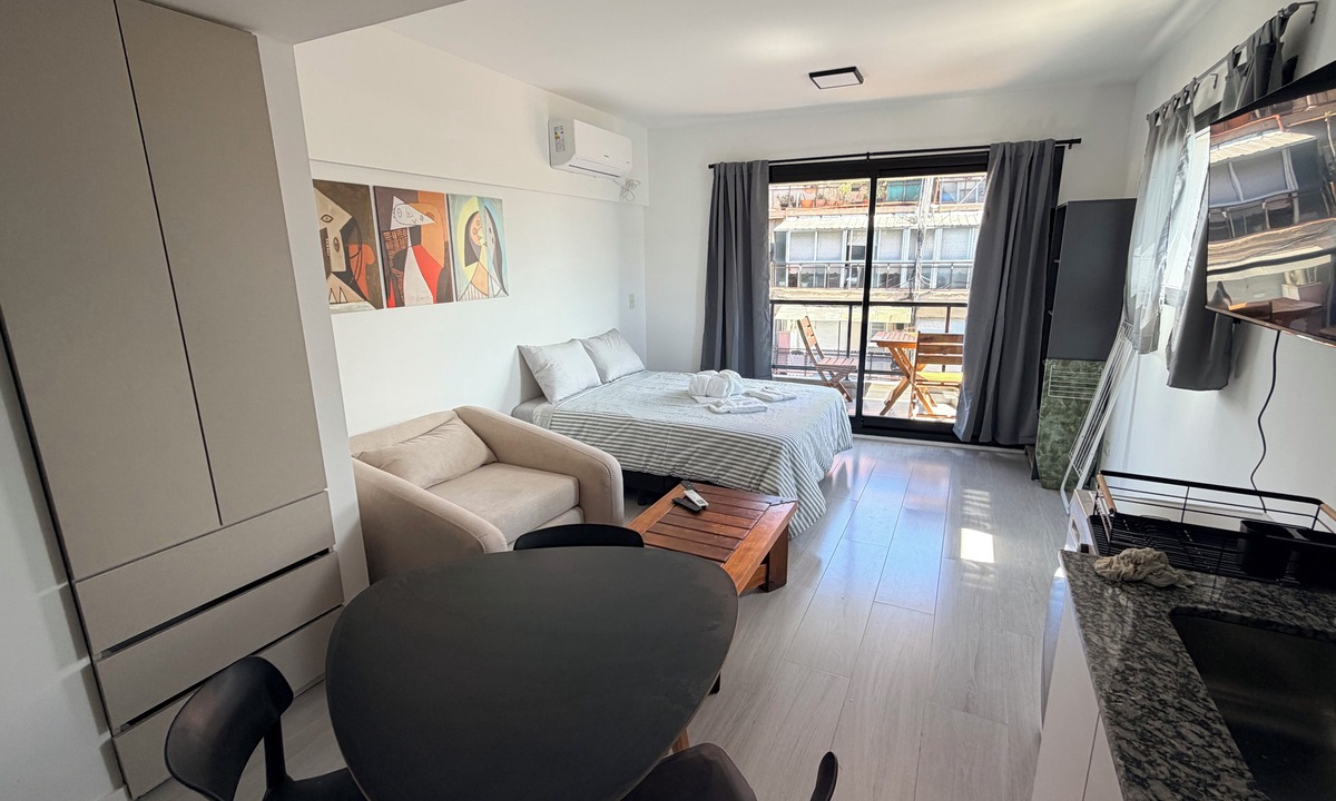 Villa Crespo Apartment | Palermo Urbanito: A Nomad Jewel in Vibrant Palermo Soho Villa Crespo