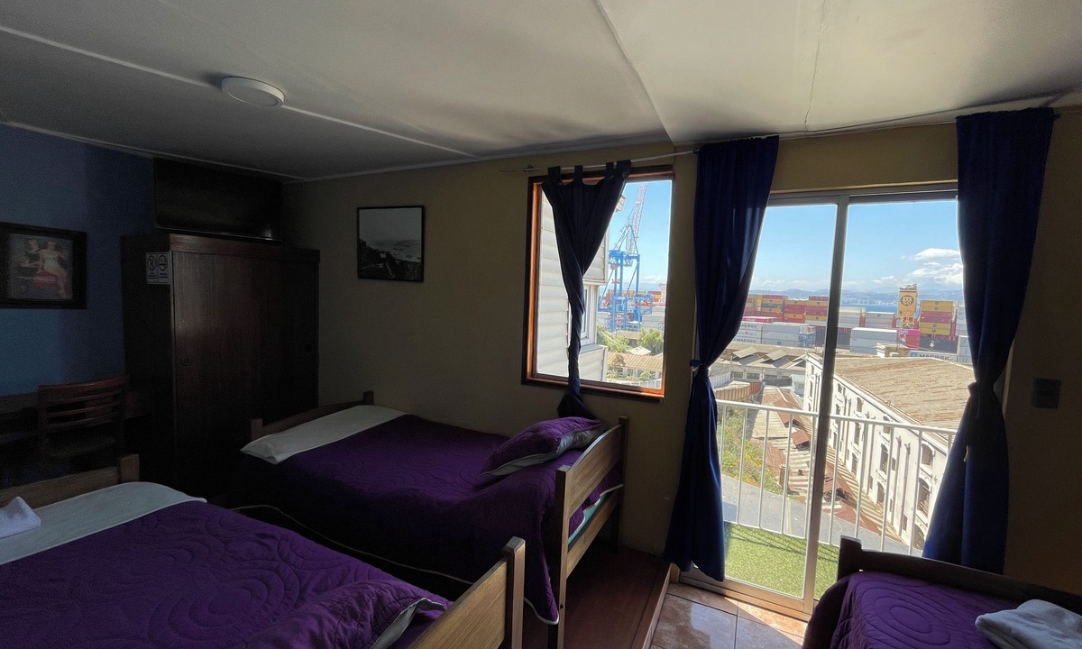 Playa Ancha Hostel | Hostal Recuerdos de Familia