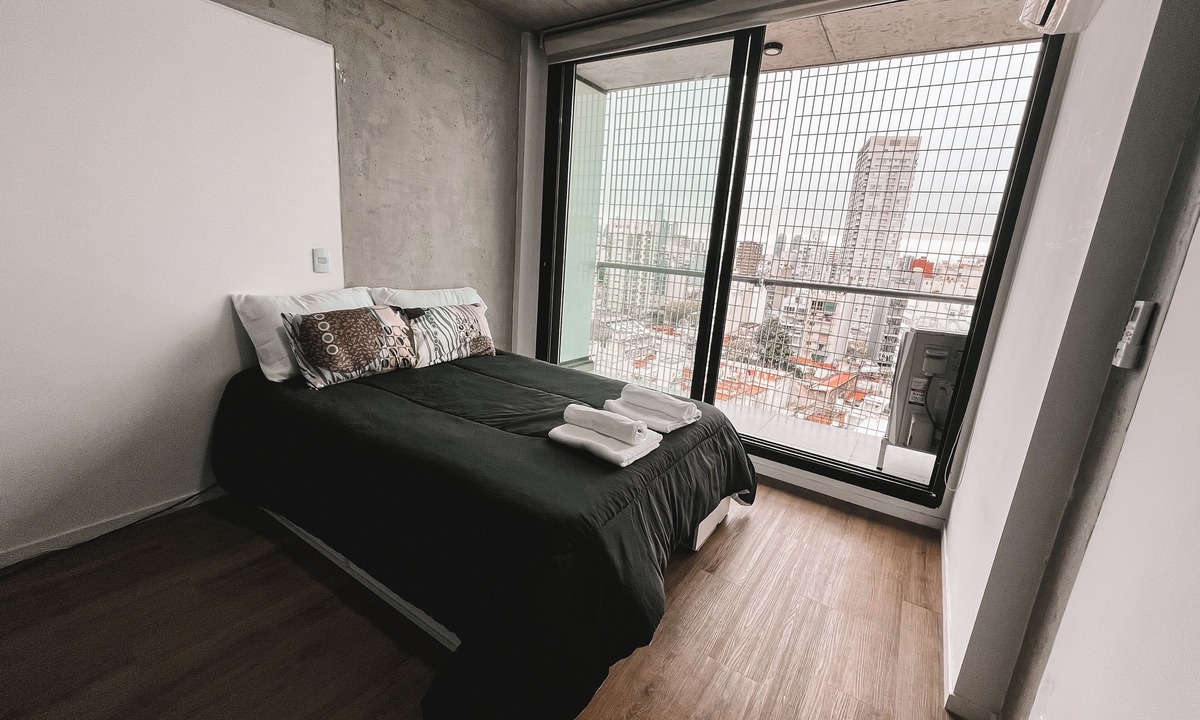 Constitucion Apartment | RentUp-Luminoso y funcional en San Telmo