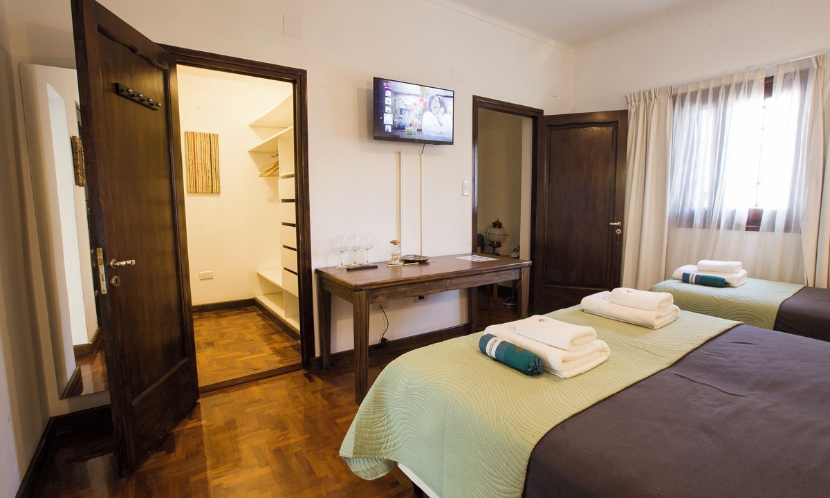 Mendoza City Center Bed & Breakfast | Posada de Rosas