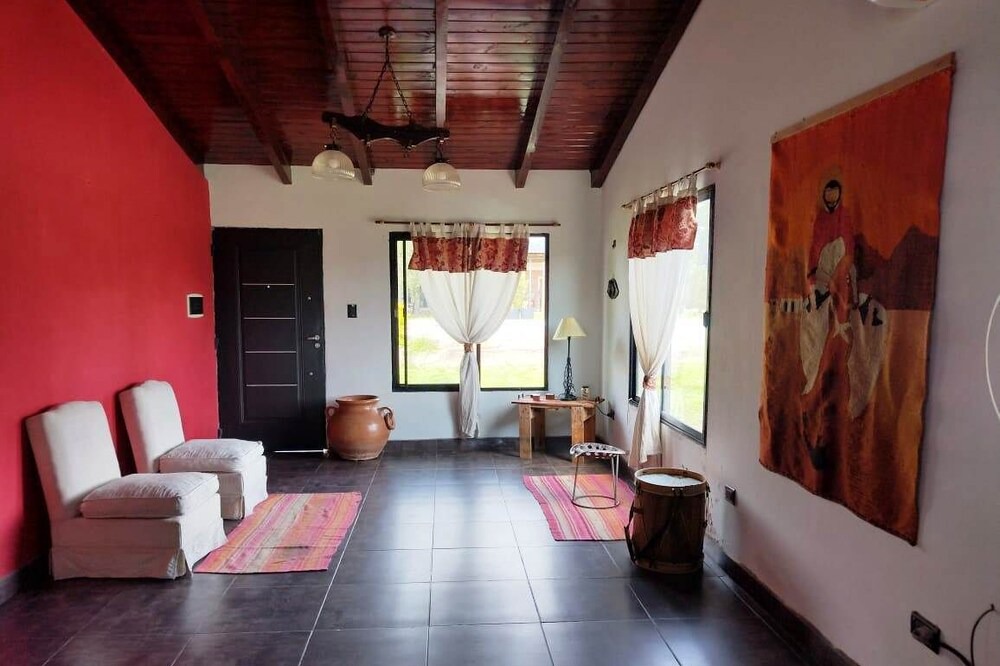 El Encon House | Lugar Para Conectar con la Naturaleza con Vista a la Precordillera