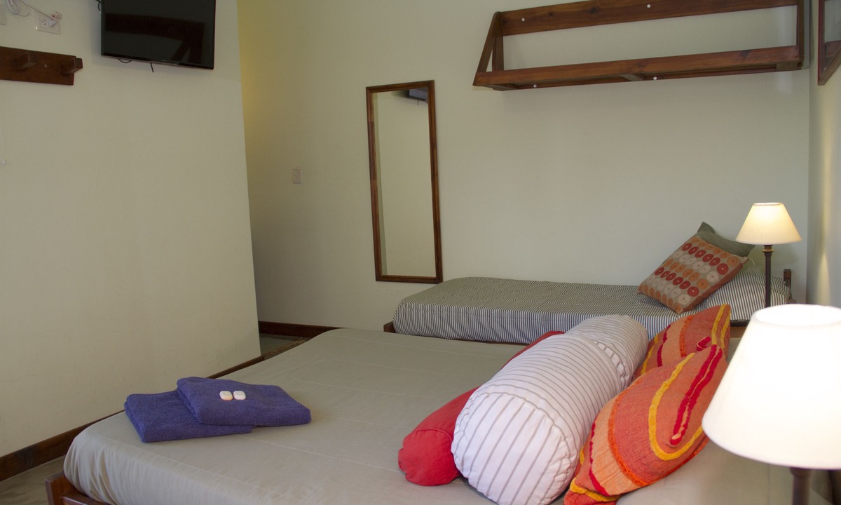 Puerto Madryn House | La Tosca Hostel