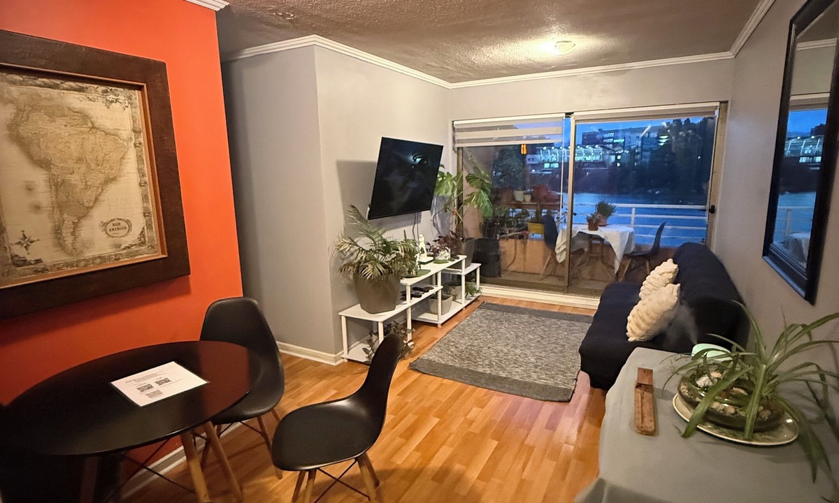 Concepcion Apartment | Vista Premium Laguna Downtown Concepción