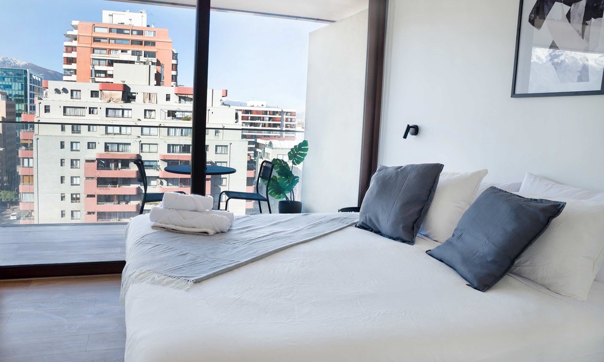 El Golf Apartment | Comfortable 2BR 2B apartment in Las Condes