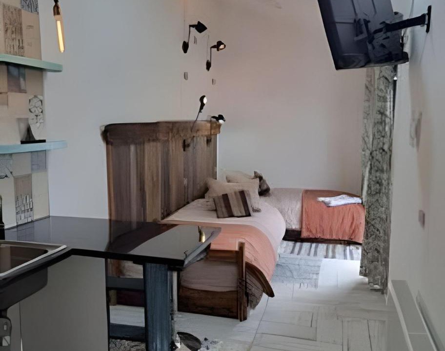 Coyhaique Apartment | 6 Universal Access Comfort WiFi central heating