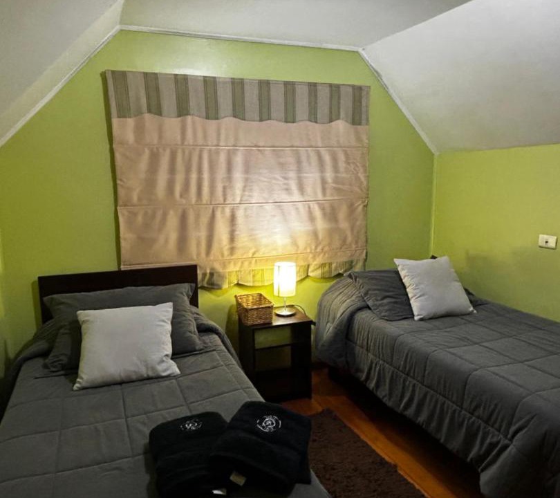 Angol House | Hostal el valle