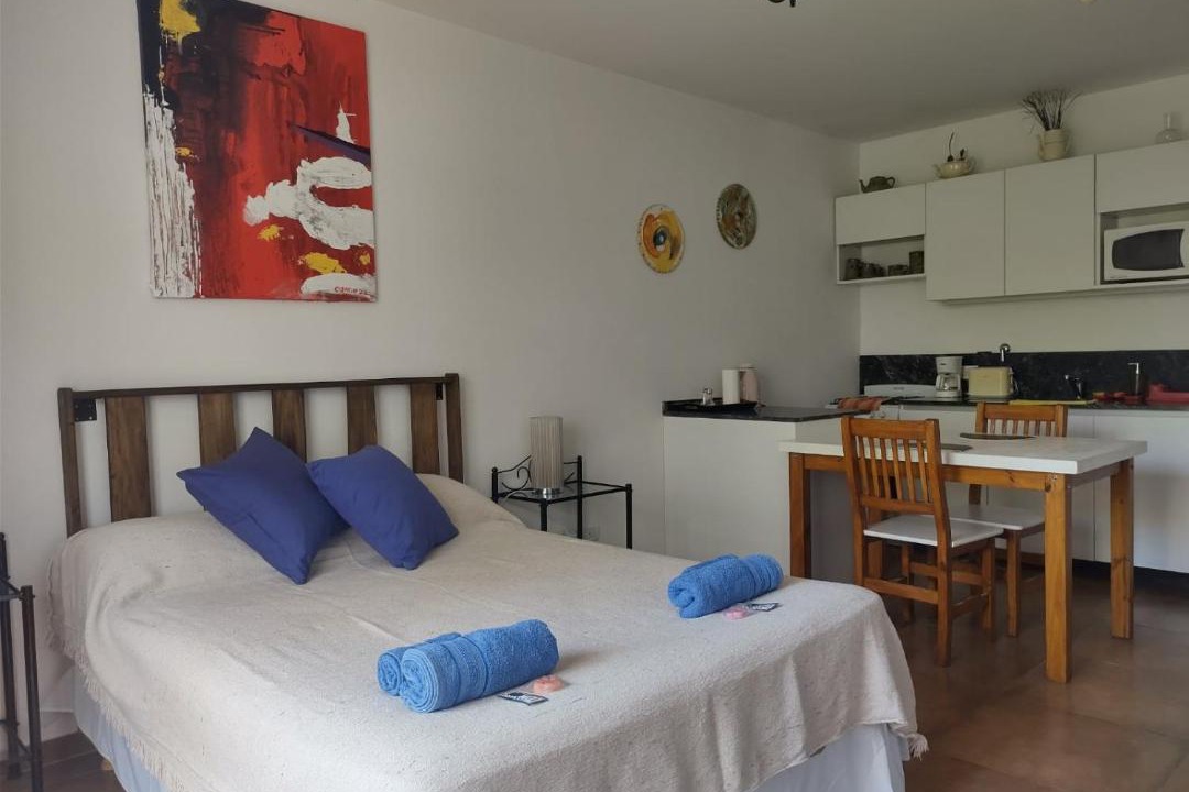 Comuna 12 Apartment | Naon Arts exp 3