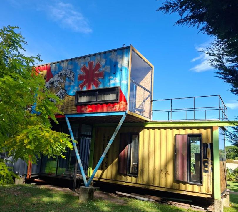 Bosque Peralta Ramos House | CASA CONTAINER BOSQUE Y MAR