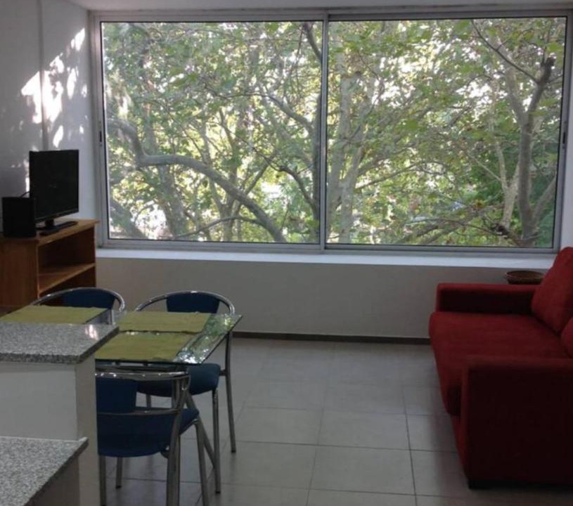 La Plata Apartment | Departamento Ventanal!