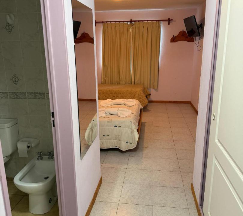 El Bolson Hotel | Hotel Hielo Azul 1