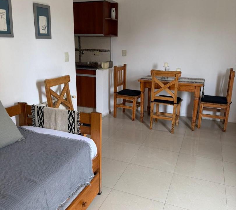 Monte Grande Apartment | Renacer -descanso ideal a minutos del aeropuerto-