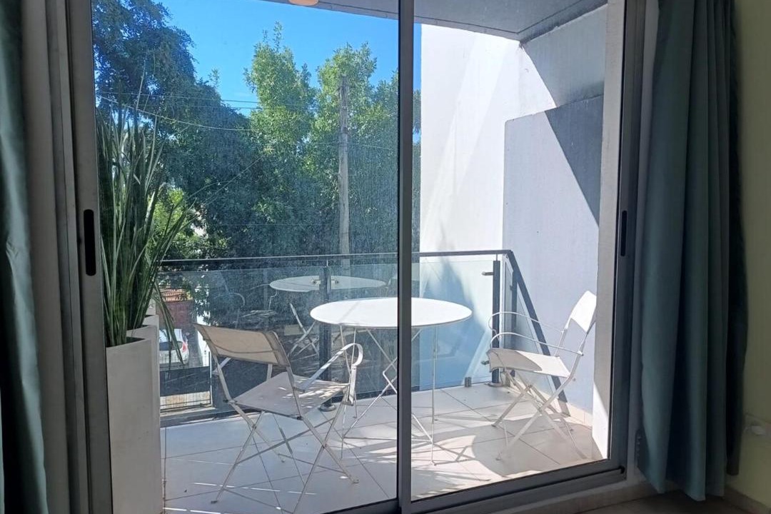 Adrogue Apartment | Monoambiente con balcón en Adrogué Adrogué