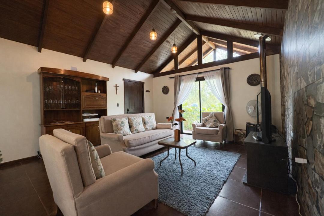 Villarrica House | Cabaña en parcela - Puertas del Bosque