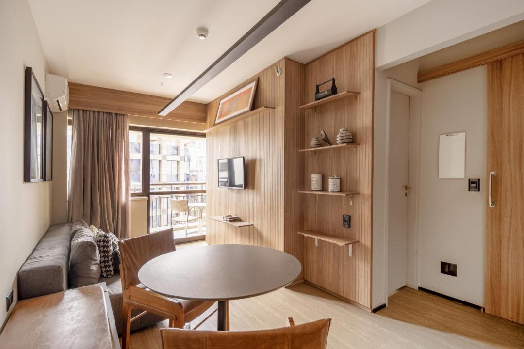 Itaim Bibi Apartment | Flat em Hotel no Itaim com piscina, academia e limpeza diária