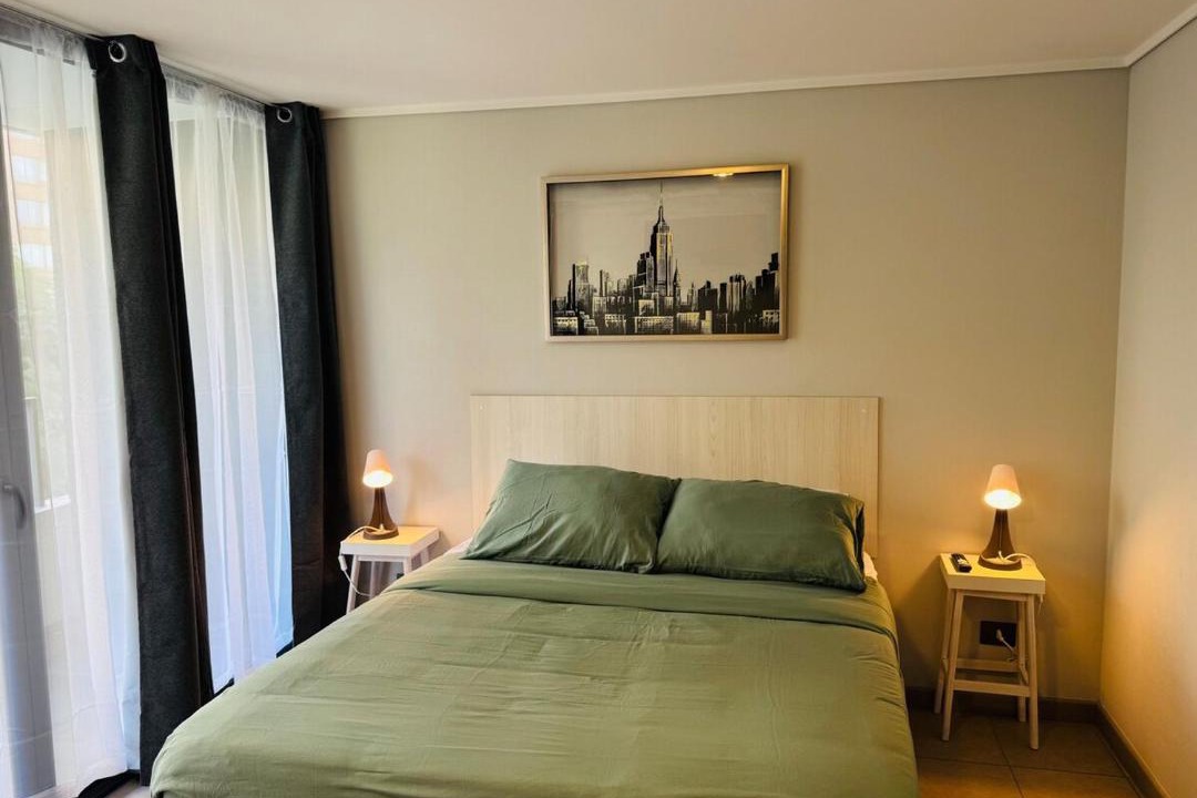 La Florida Apartment | La Florida Studio - Metro - Clinics - Shopping