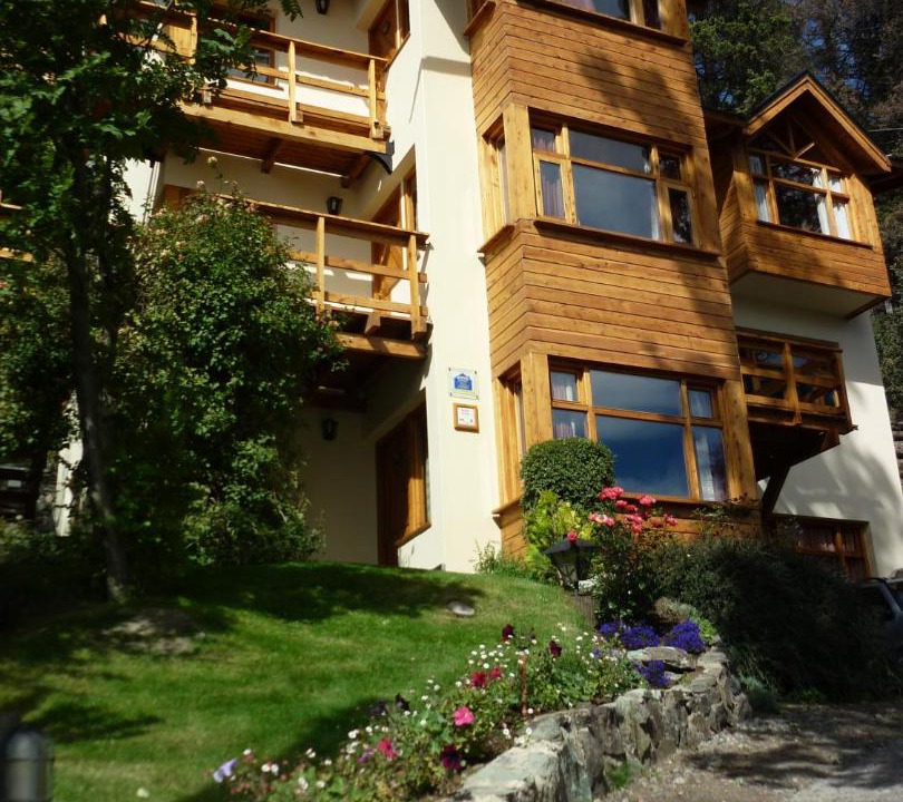 San Carlos de Bariloche Apartment | Apart Hotel Bungalows Los Cipresales
