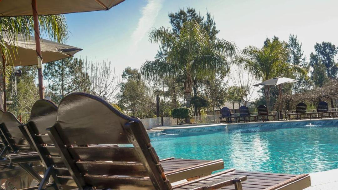 Gualeguaychu Hotel | Cabañas Villa Fariña