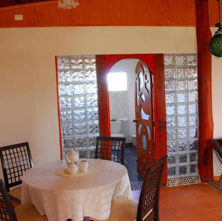Hanga Roa House | Cabañas Moai