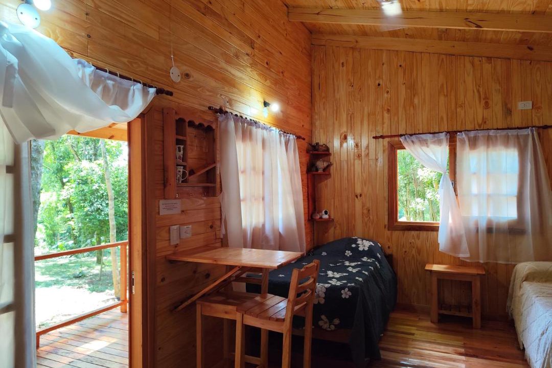 Puerto Leoni House | Saltos del Tabay LOGDE
