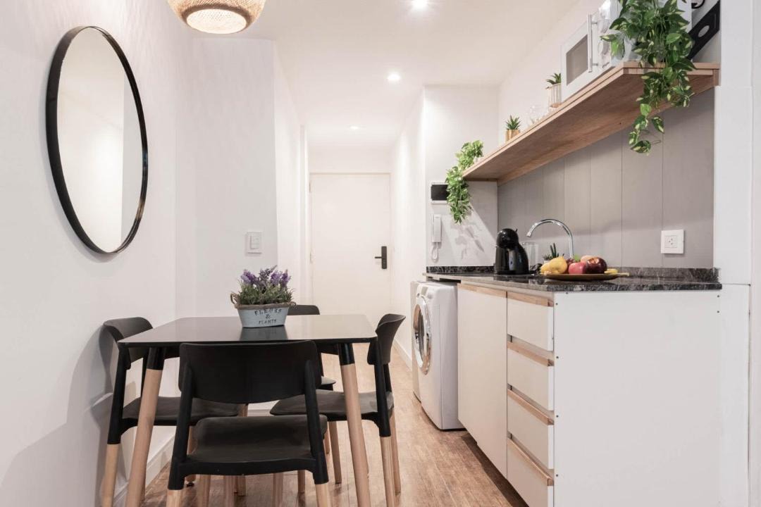 Palermo House | MOT ChicHaus 8 Lux Units 30 pax Daily Housekeeping!