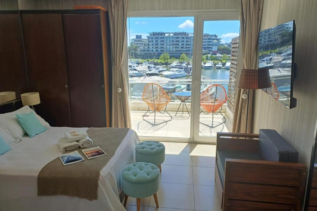 Nordelta Apartment | Apart , Departamento condominio en Bahia grande Nordelta con balcon y vista a la bahia , piscina exterior opcional arancelada