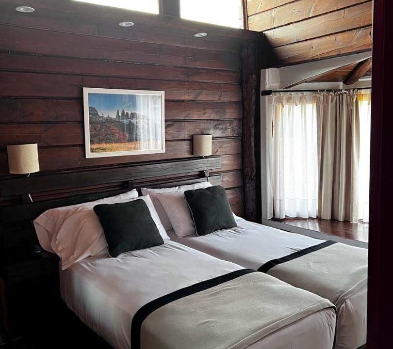 Macrozona Meseta Cerro Calafate Hotel | Hosteria Los Canelos
