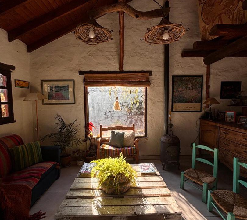 Carpinteria Apartment | Luz de Cabaña