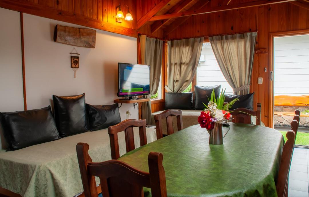 Lanin National Park Cabin | Sol y Nieve