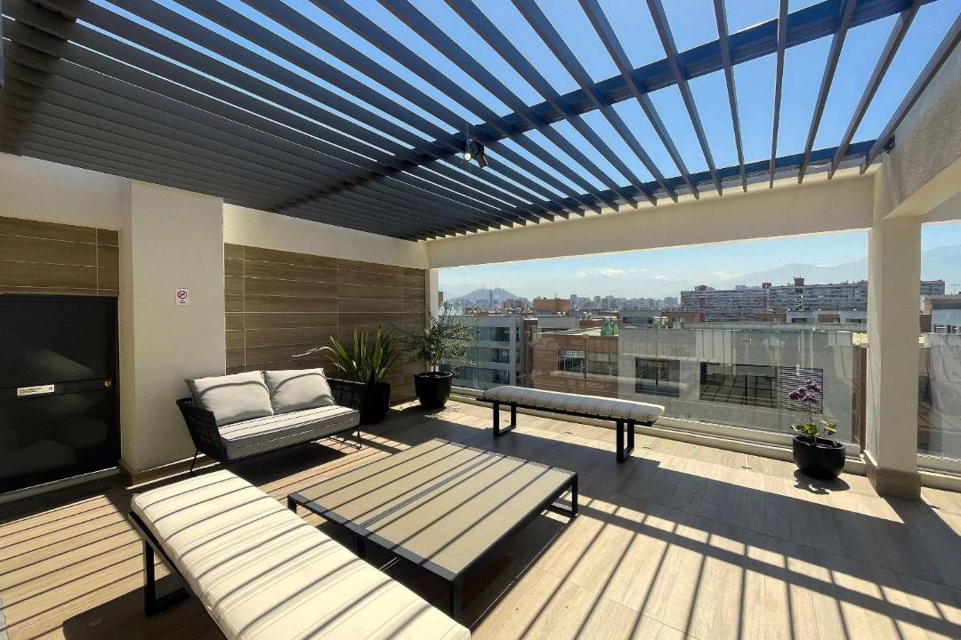 Downtown Santiago Apartment | New studio steps from Club Hípico with A/C