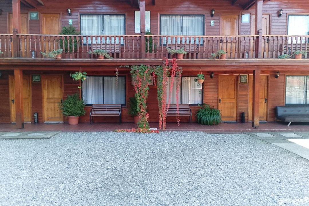 Valdivia Apartment | Apart-Hotel Colonia-Königsberg UBICADO COSTADO TERMINAL BUSES, RÍO CALLE CALLE CARABINEROS DEPARTAMENTOS COMPLETOS CON AIRE ACONDICIONADO Y ESTACIONAMIENTO