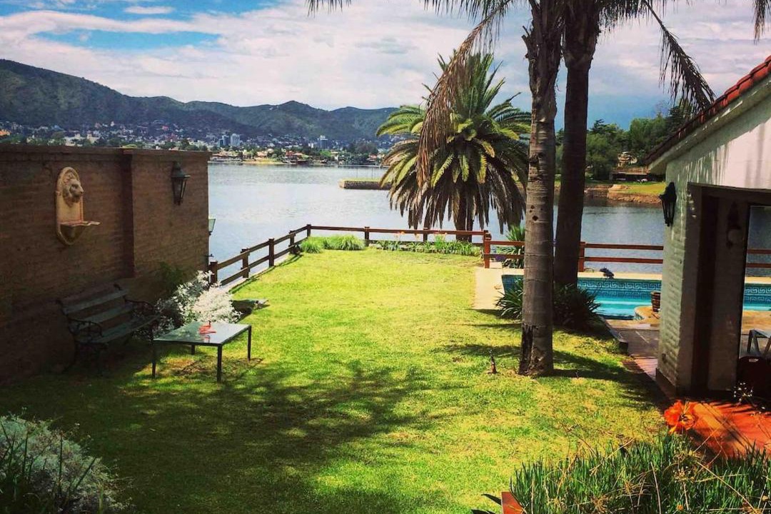 Villa Carlos Paz House | Casa sobre el lago