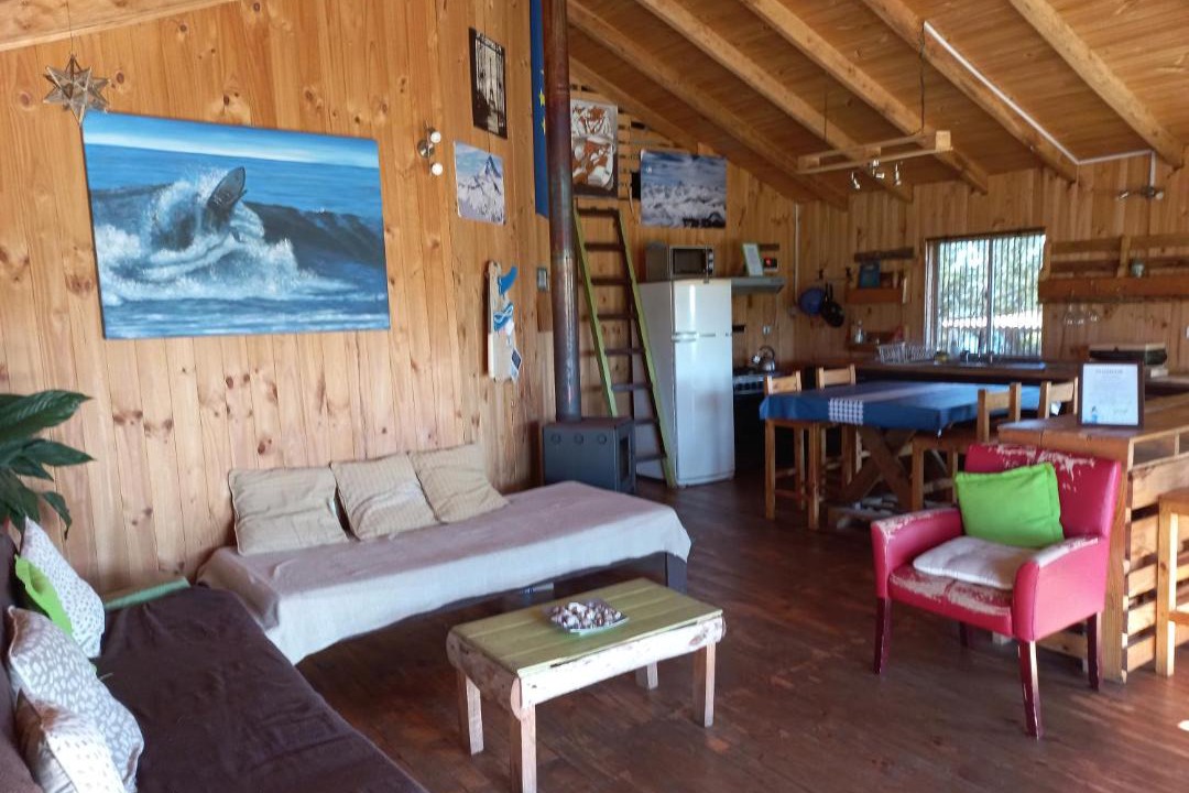 Curanipe Bed & Breakfast | EKILIBRE Surf Eco Hostal