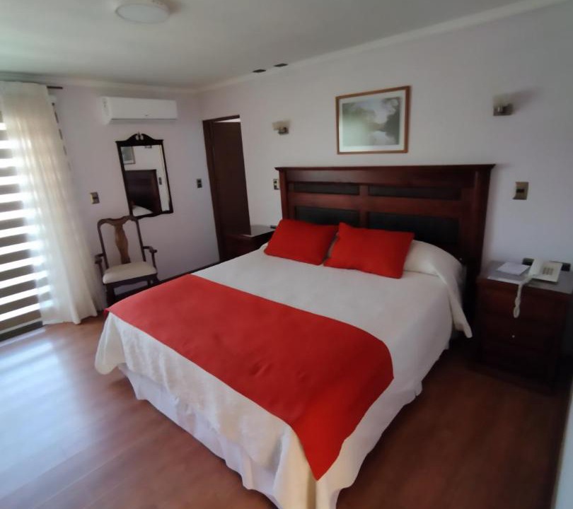Angol Hotel | HOTEL MILLARAY INN express
