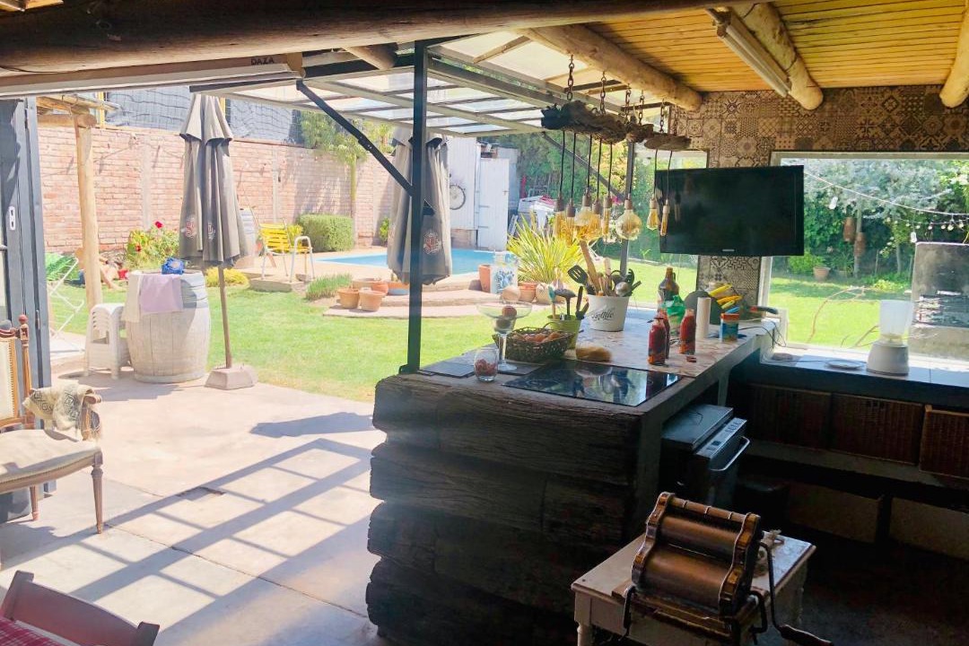 Godoy Cruz House | Hermosa Casa con pileta en B Privado