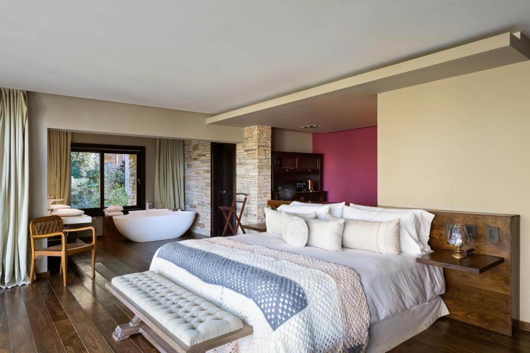 Villa La Angostura Hotel | Calfuco Wine Hotel & Spa